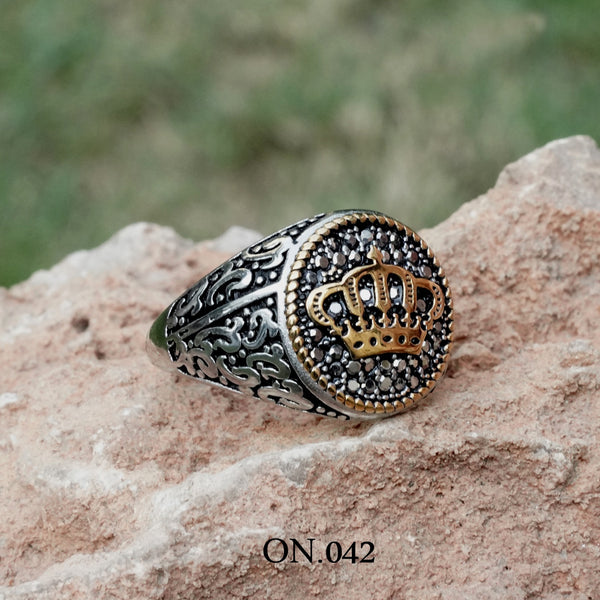 Prince Crown Ring With Steel Diamonds